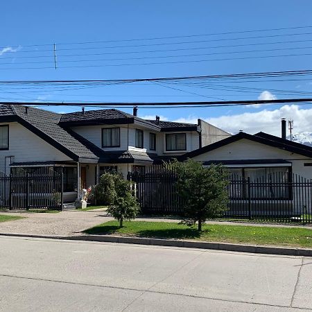 Hostal Espanol Coyhaique Eksteriør billede