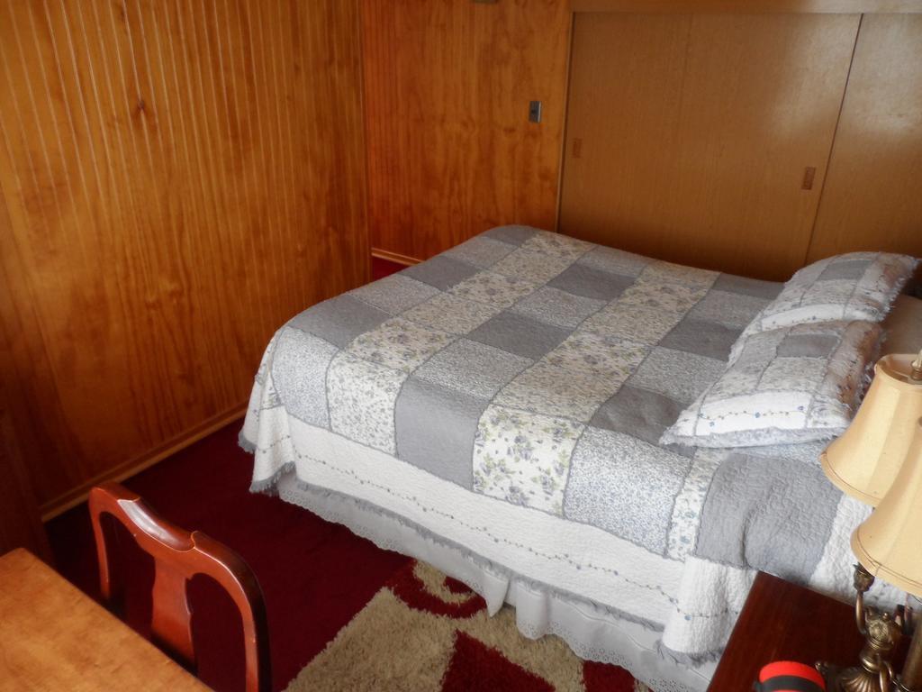 Hostal Espanol Coyhaique Eksteriør billede
