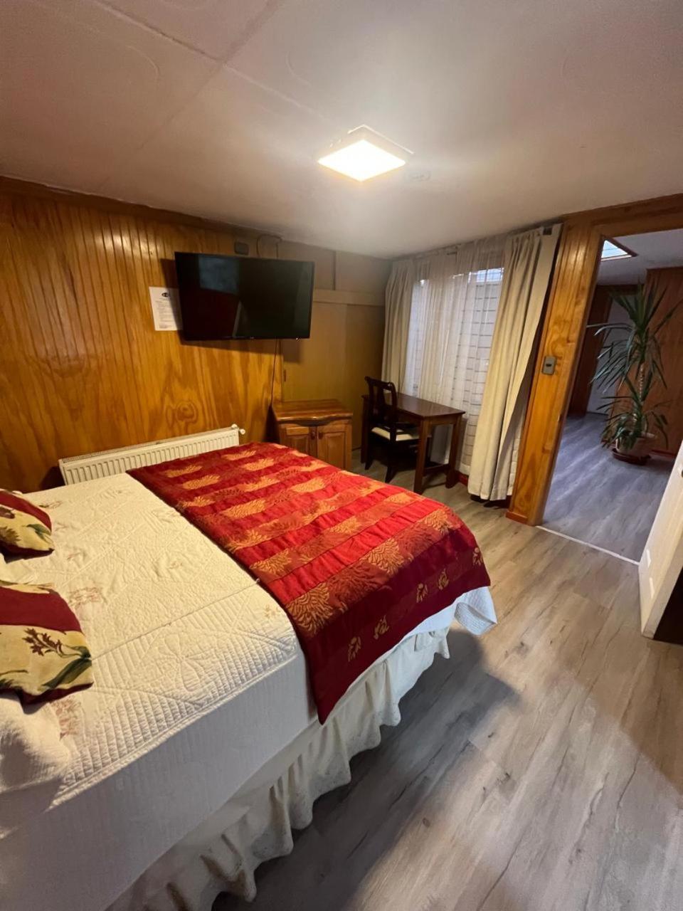 Hostal Espanol Coyhaique Eksteriør billede