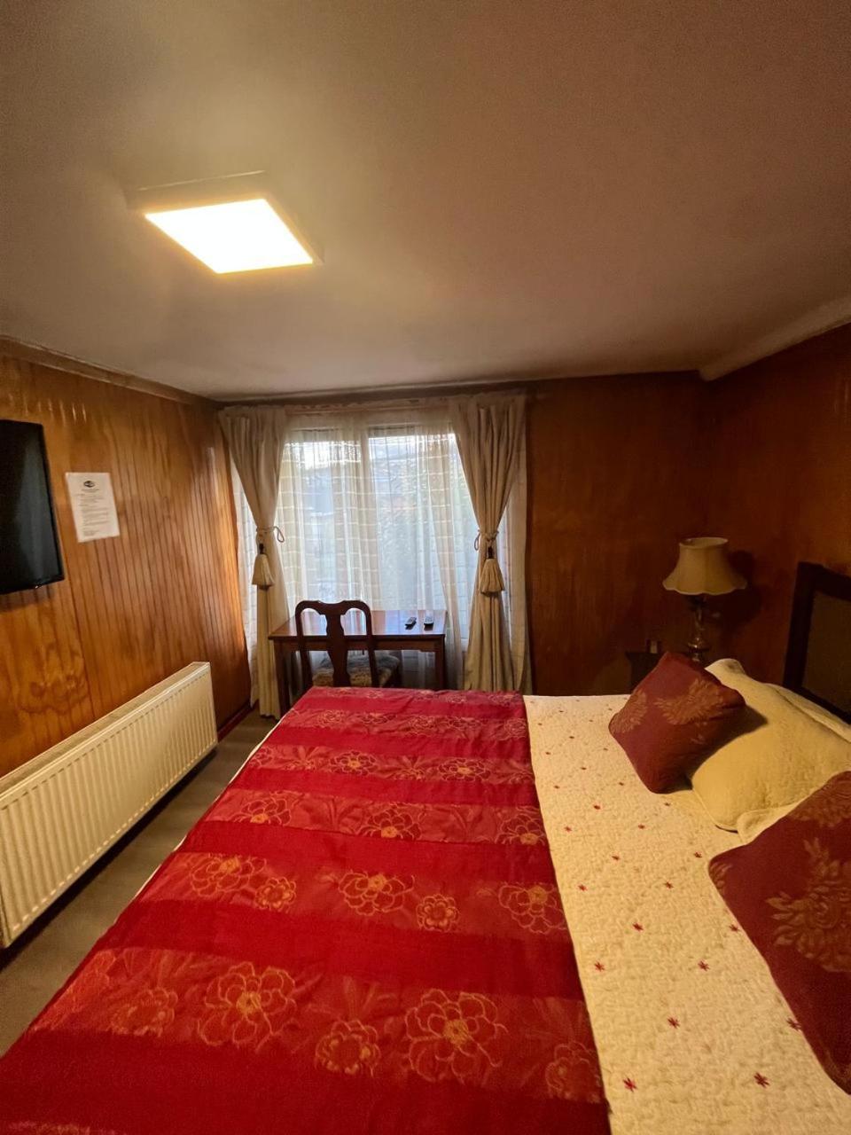 Hostal Espanol Coyhaique Eksteriør billede