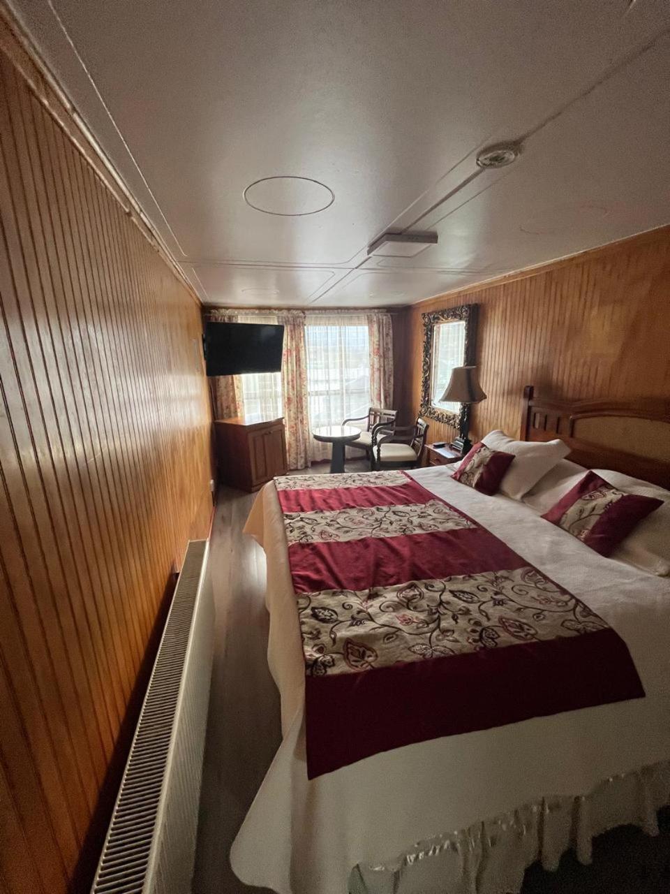 Hostal Espanol Coyhaique Eksteriør billede