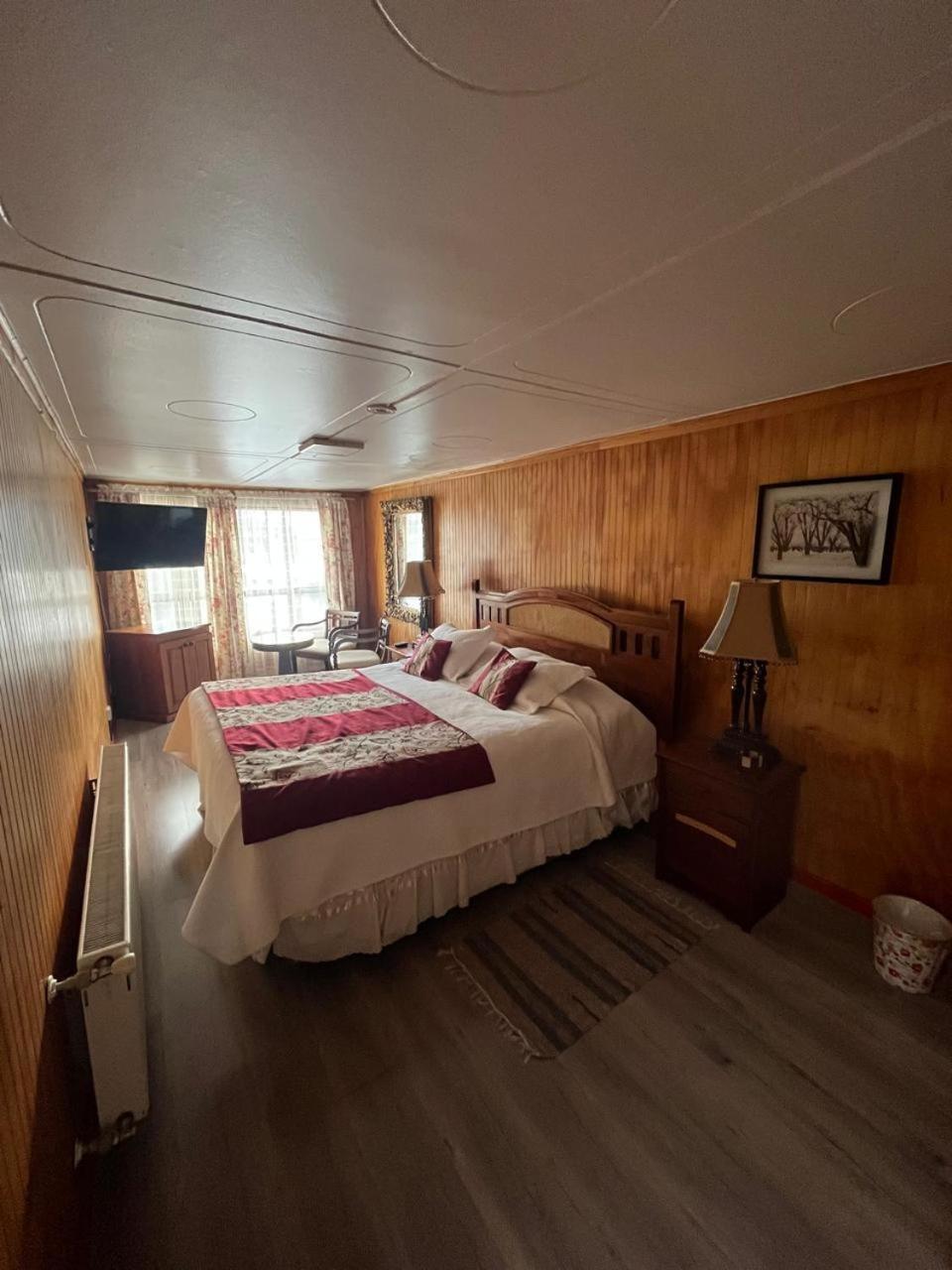 Hostal Espanol Coyhaique Eksteriør billede
