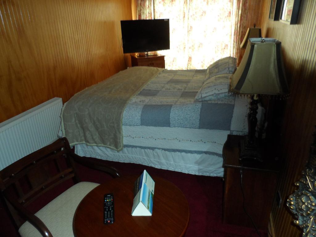Hostal Espanol Coyhaique Eksteriør billede